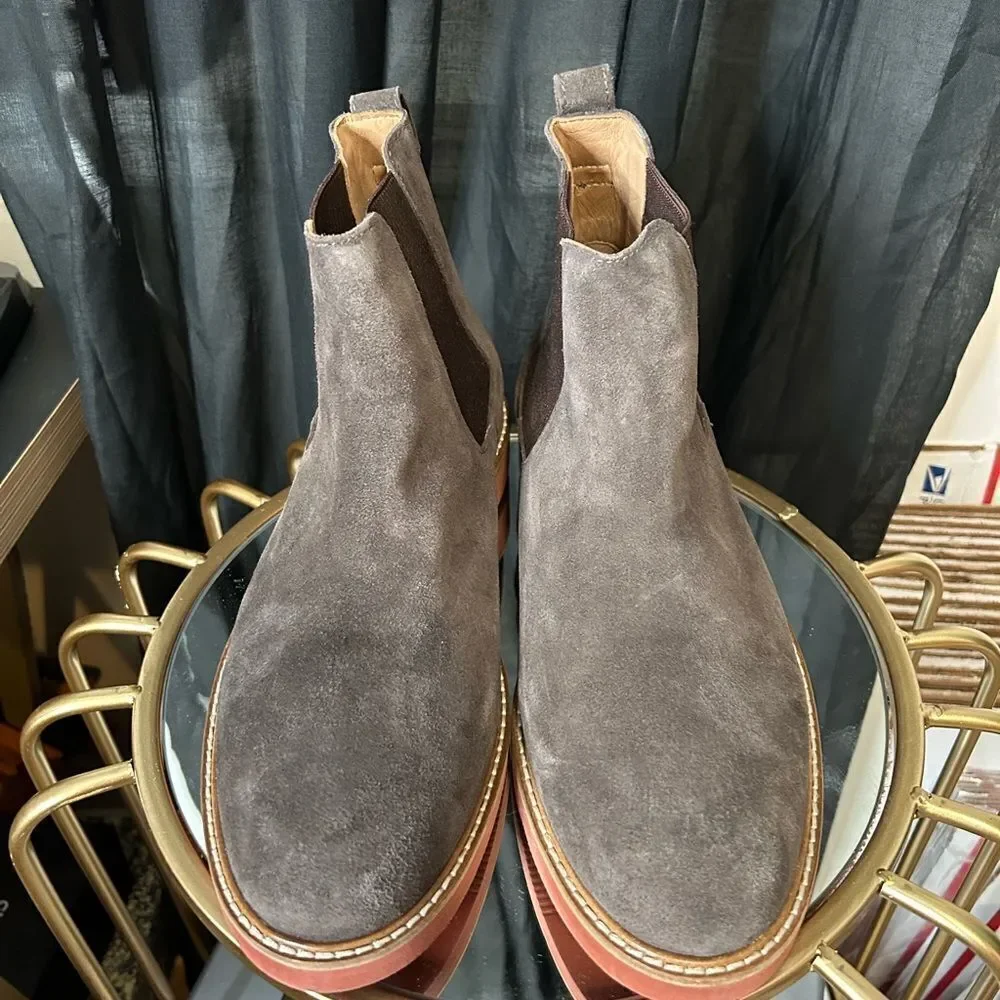 G.H.BASS CHELSEA SUEDE BUCK NEW